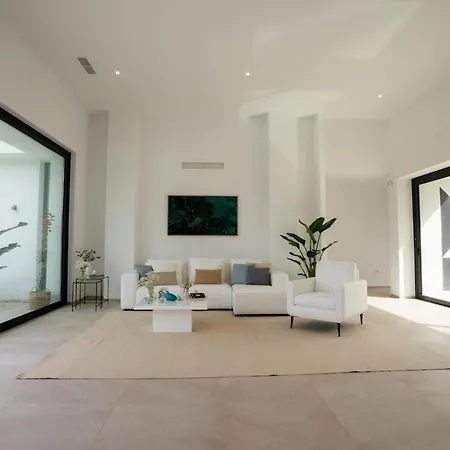 Villa Luxury In Sotogrande